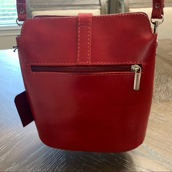 red Italian leather crossbody bag - Picture 6 of 14